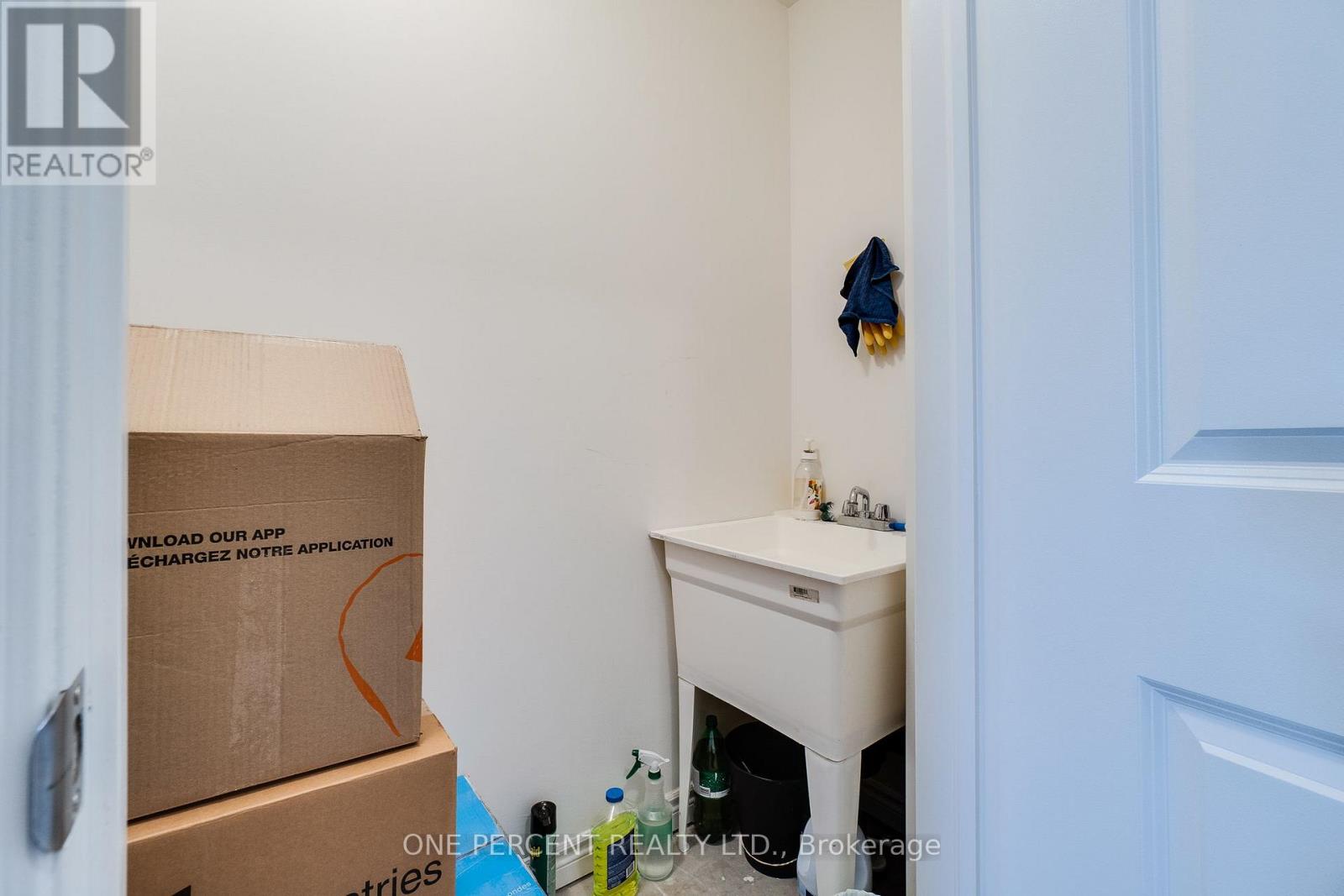 387 THIMBLEWEED COURT - 6