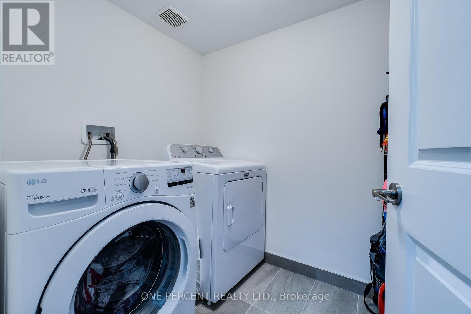 387 THIMBLEWEED COURT - 8