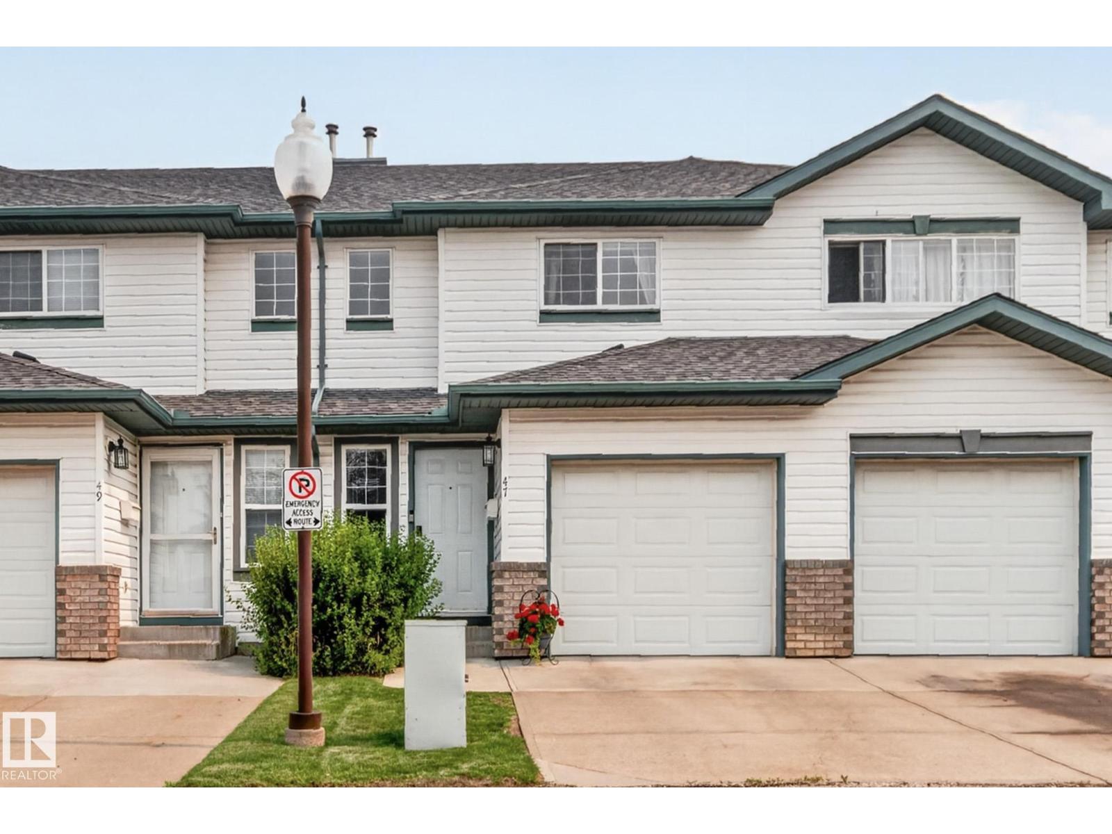 #47 16823 84 ST NW - 1