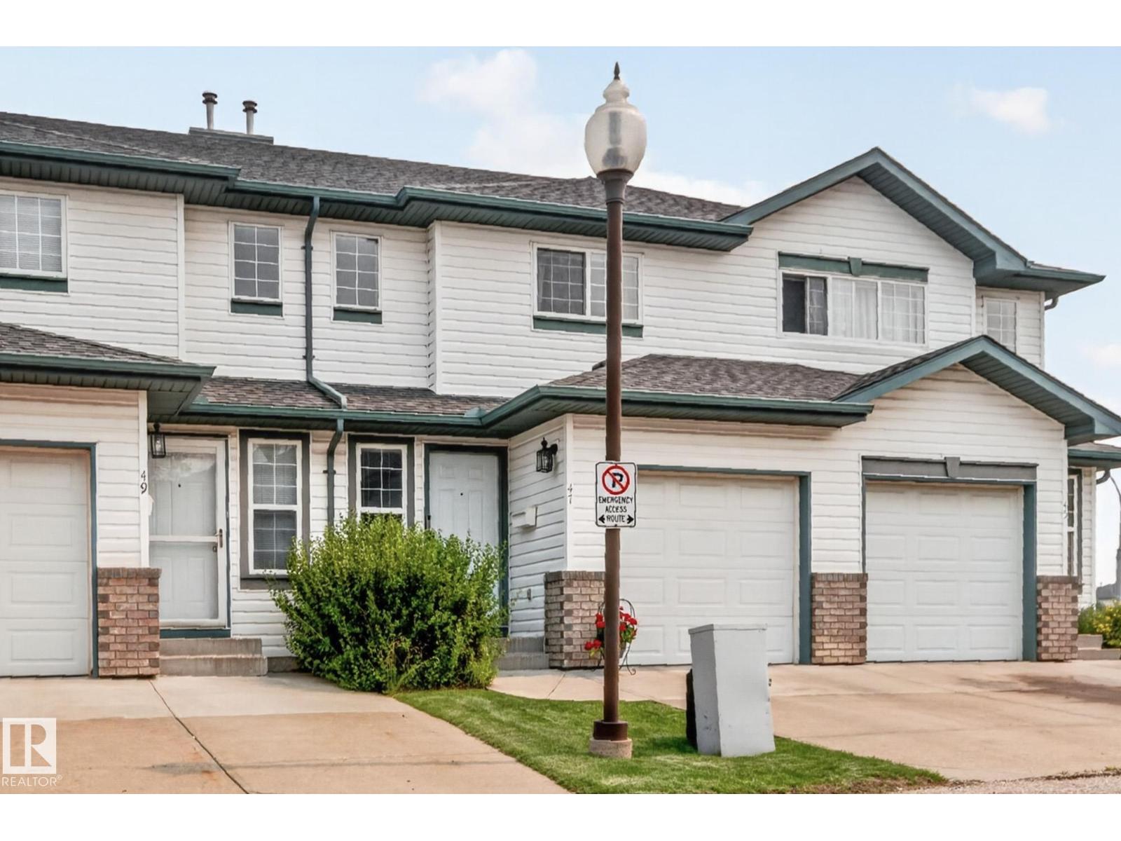 #47 16823 84 ST NW - 30