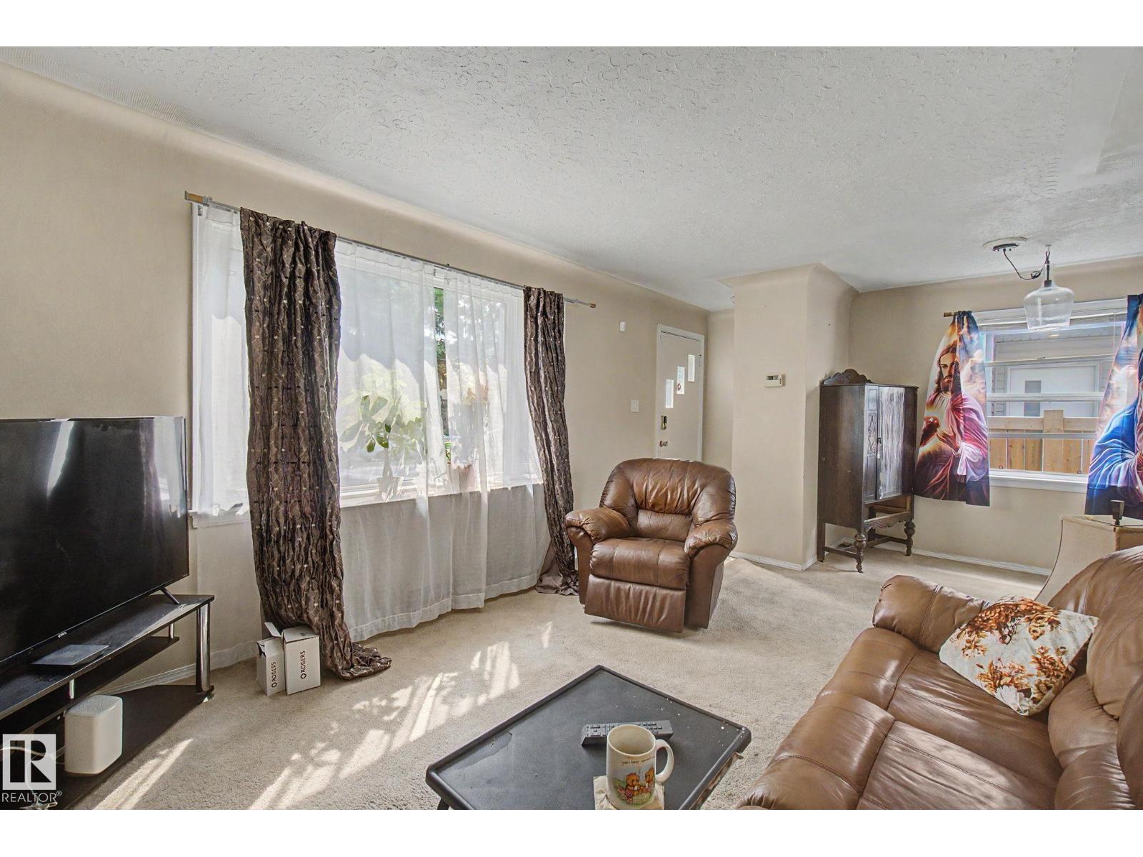 8710 83 AV NW - 3