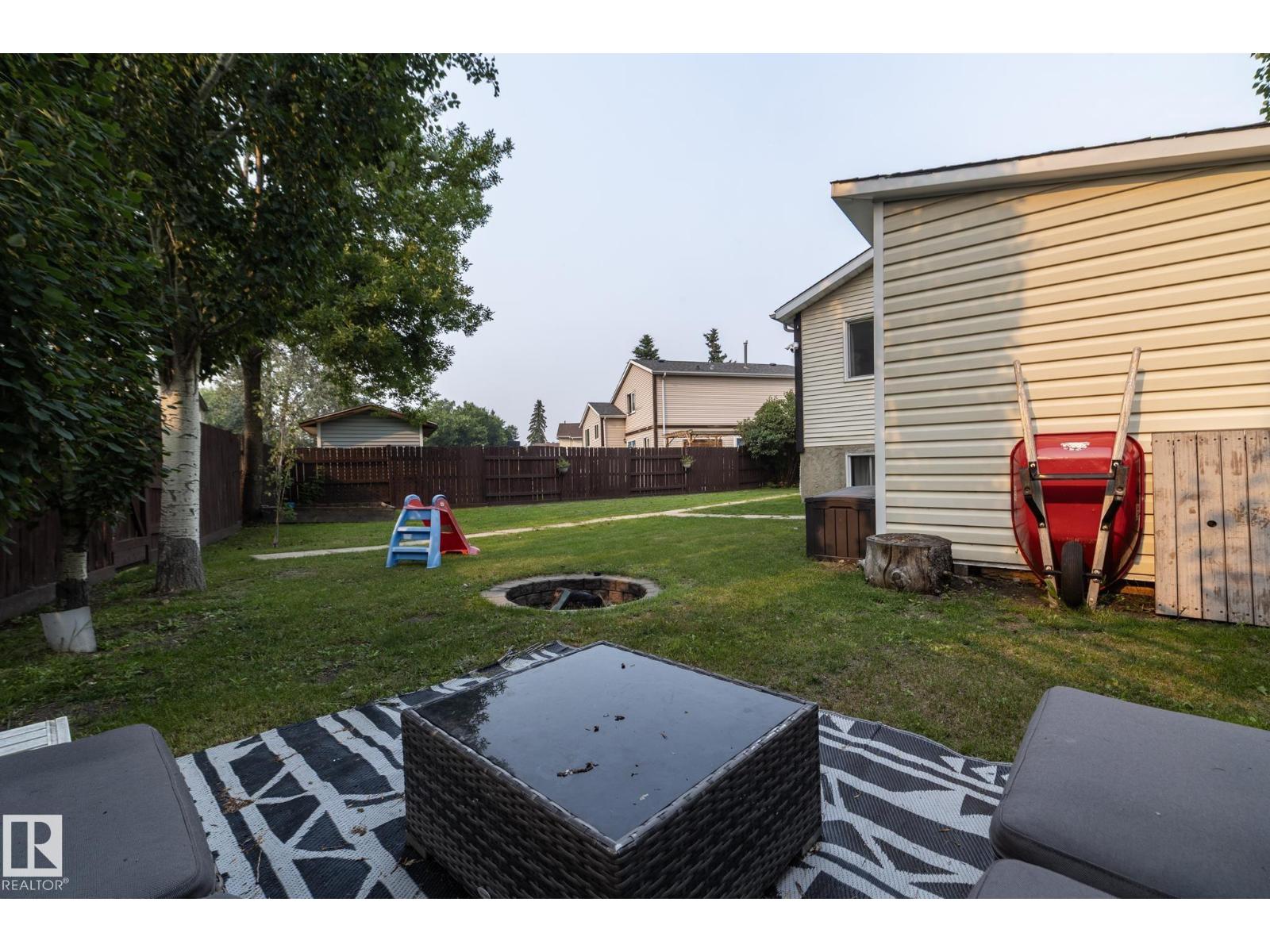 4617 35 AV NW - 37