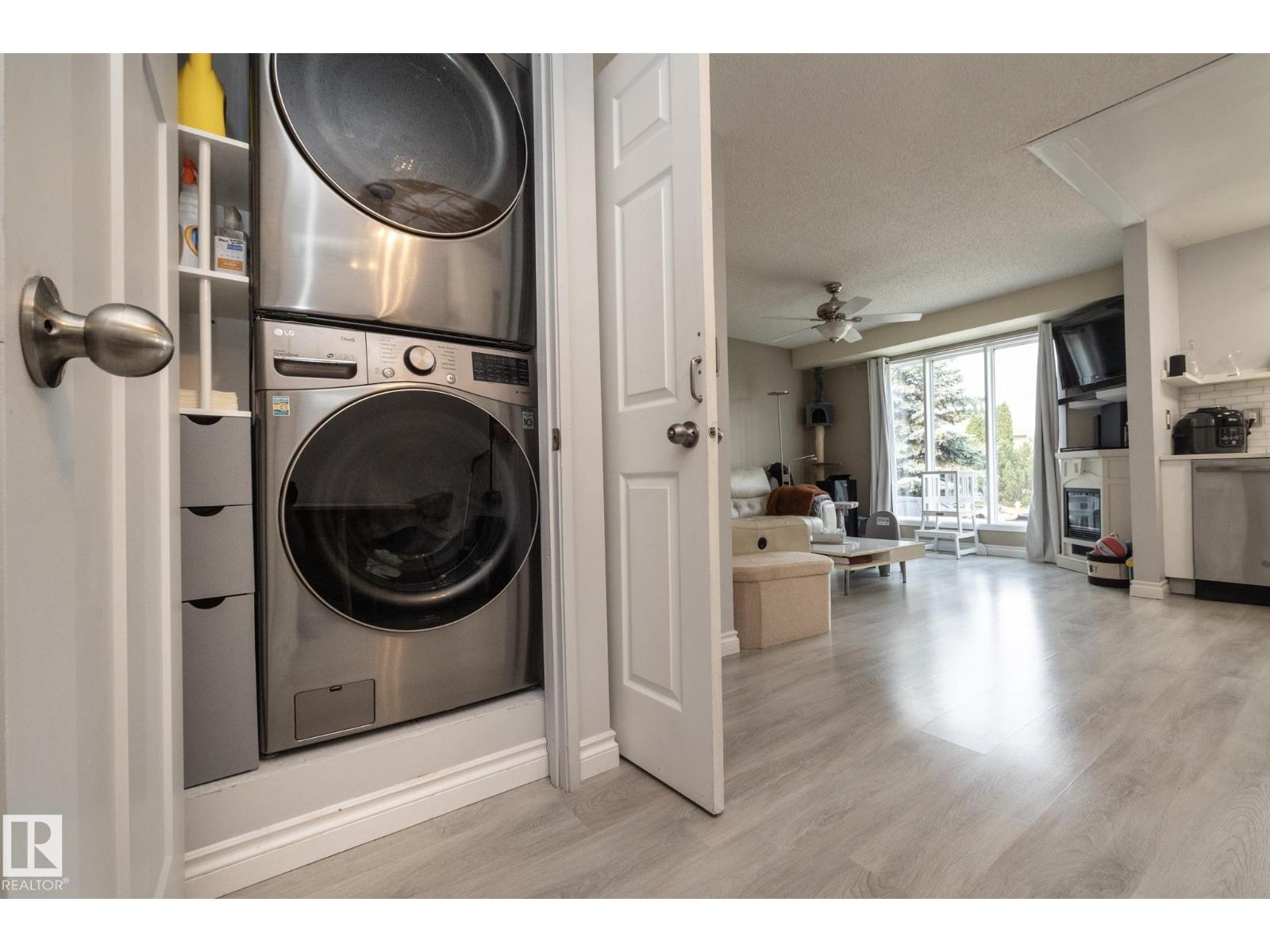 4617 35 AV NW - 6