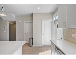 2 3303 Rosemary Heights Crescent, Surrey, BC V3Z0K7 Photo 7