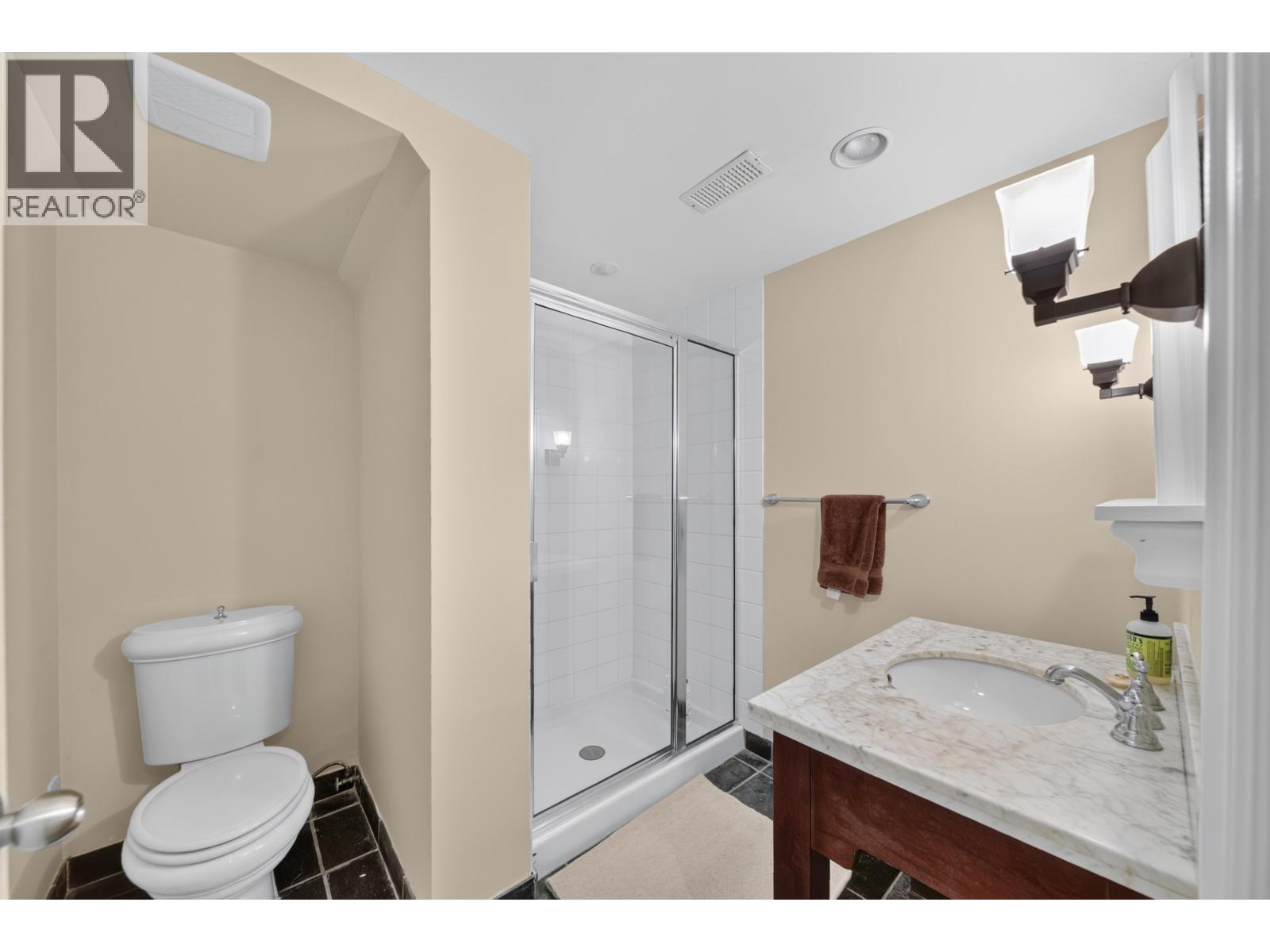 4655 W 6TH AVENUE, Vancouver photo 29