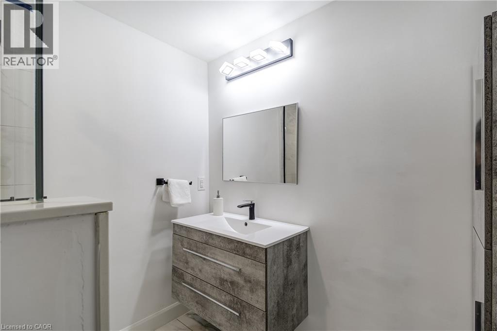 29 WILTSHIRE Place - 37