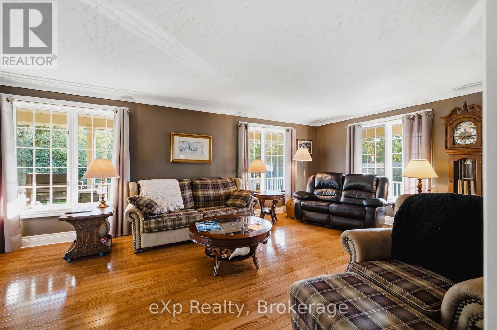 243204 SOUTHGATE 24 ROAD - 23