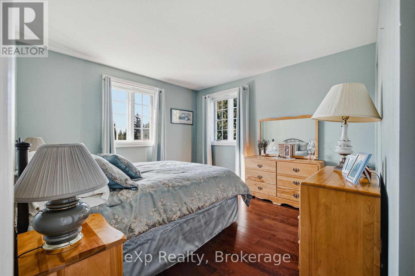 243204 SOUTHGATE 24 ROAD - 36