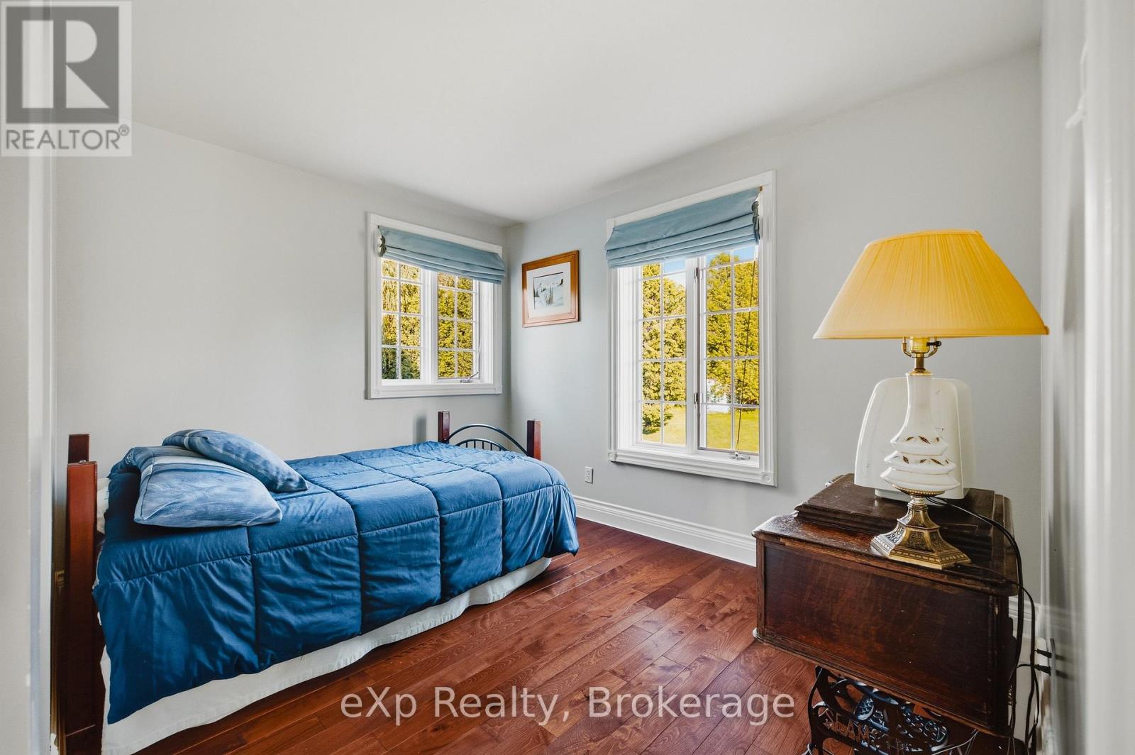 243204 SOUTHGATE 24 ROAD - 38