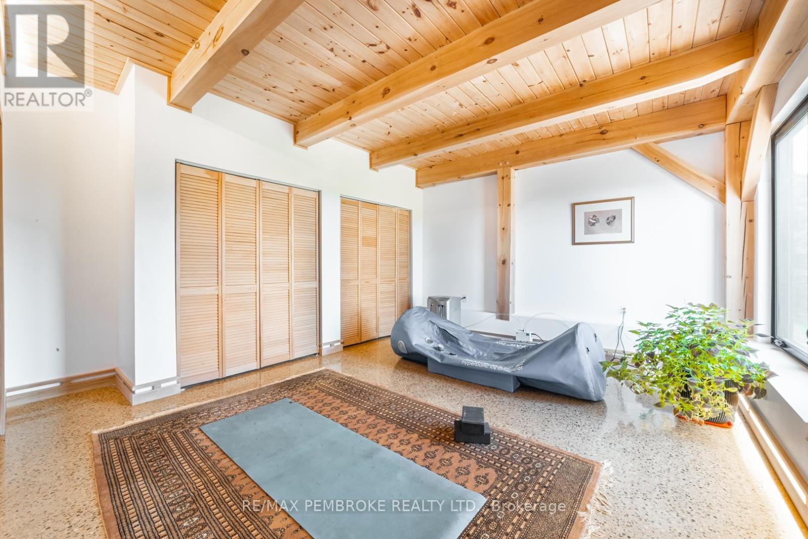 102 RANTZ ROAD - 19