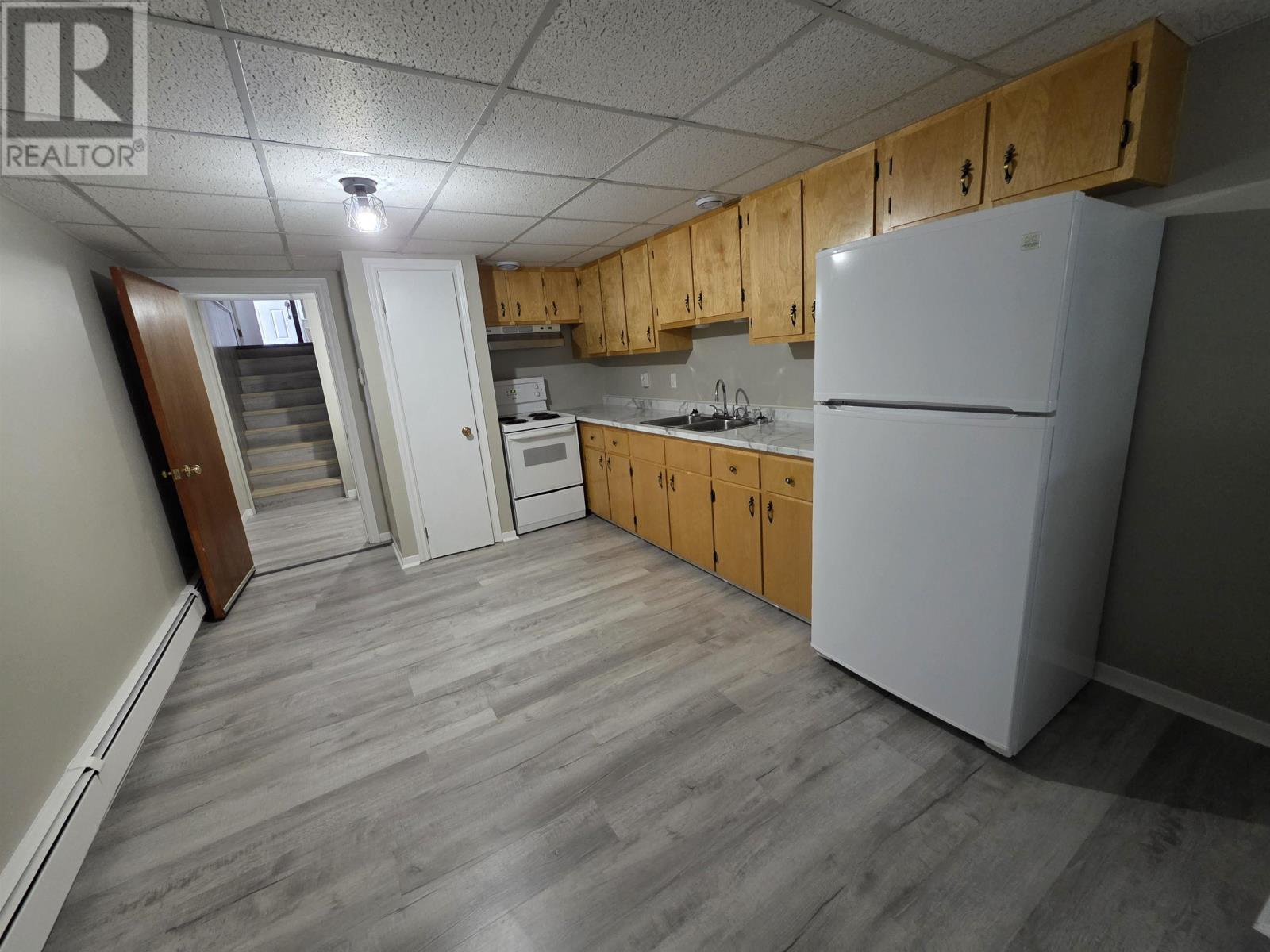 44 Beaumont Avenue - 24