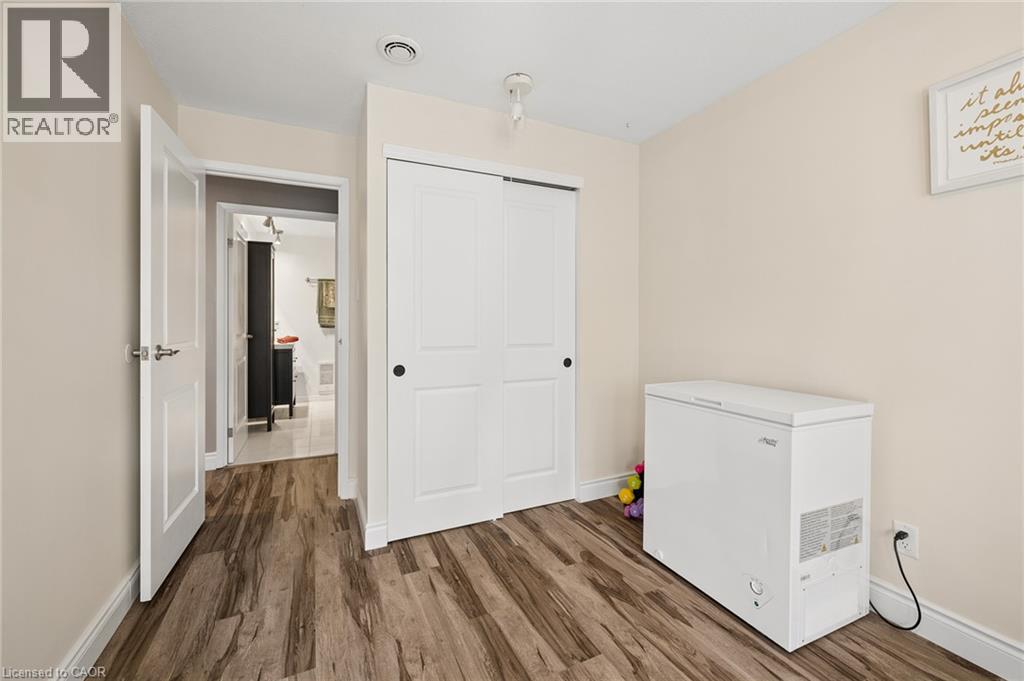 #20 337 KINGSWOOD Drive - Image 29