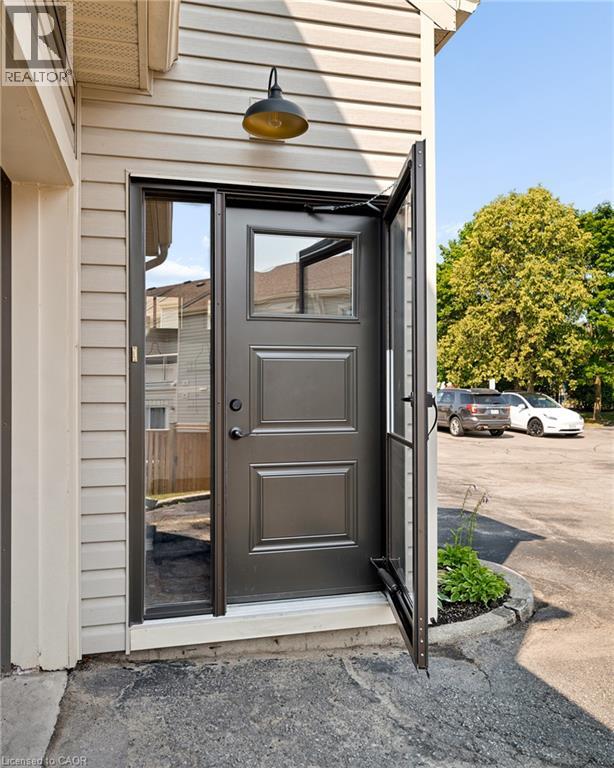 #20 337 KINGSWOOD Drive - Image 4