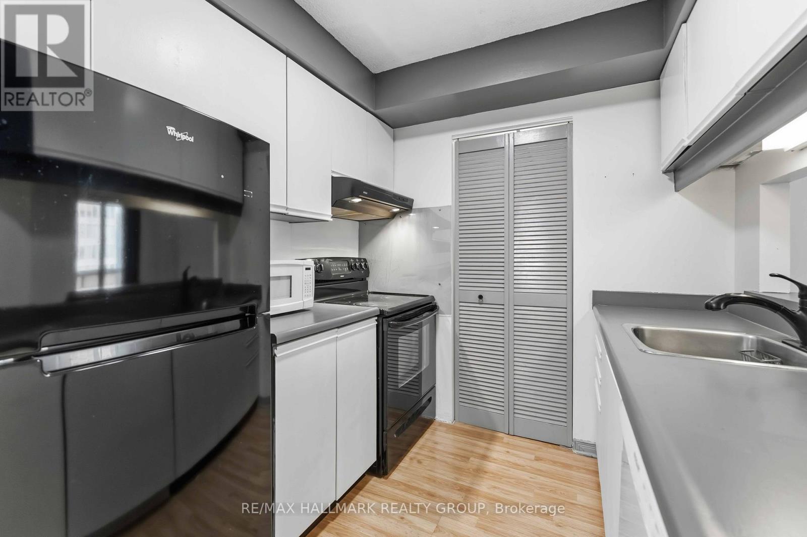 1 Bed, 1 Bath House for Rent in Ottawa – 1602 – 199 KENT STREET, Ottawa – MLS# X13515524 - Image 47