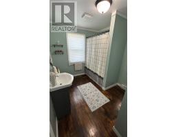84 Gallant Street thumbnail 16