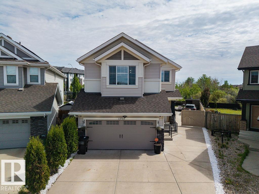 13703 166 AV NW, Carlton, Edmonton photo 2