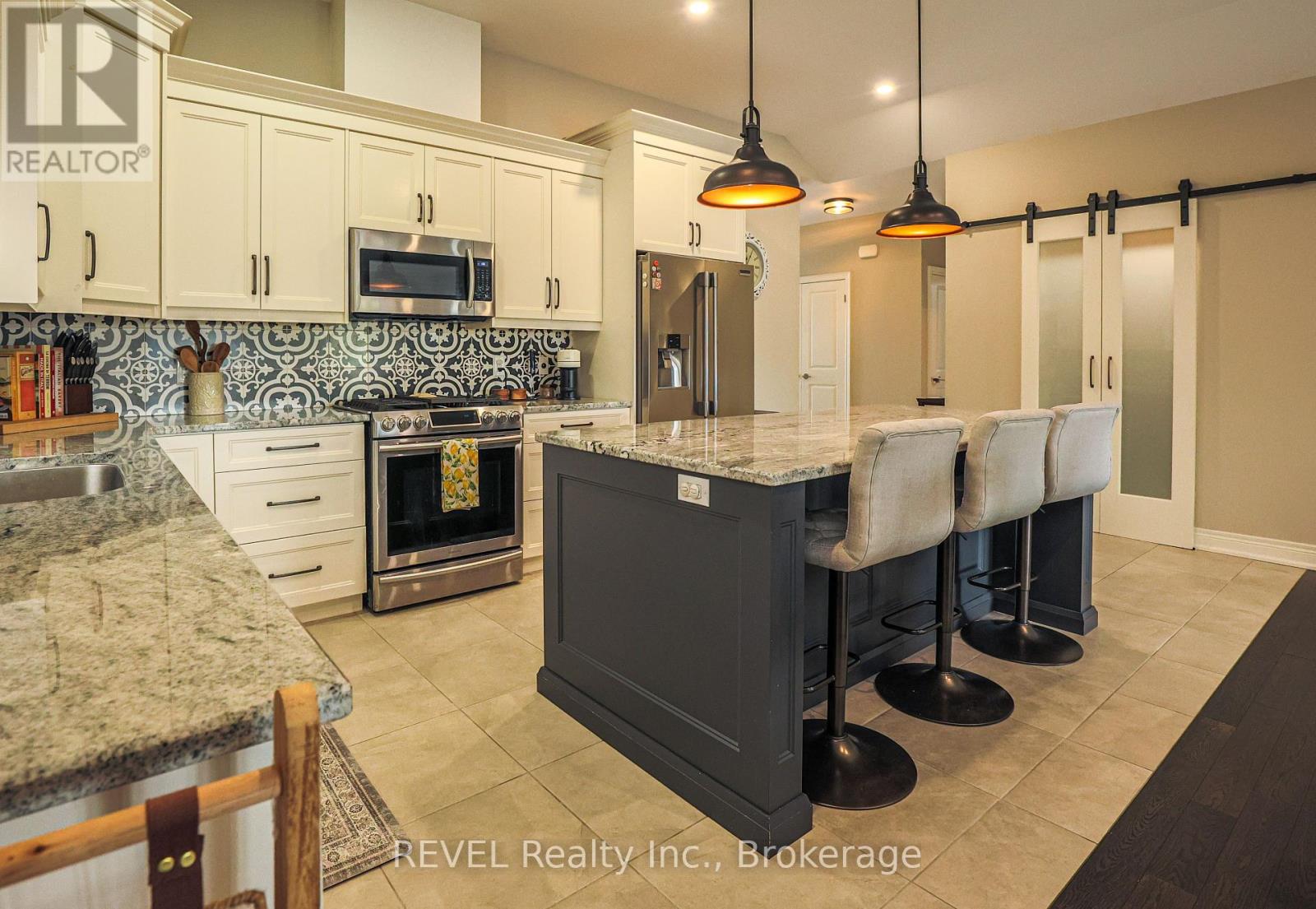 15 WILLOWBROOK DRIVE - 13