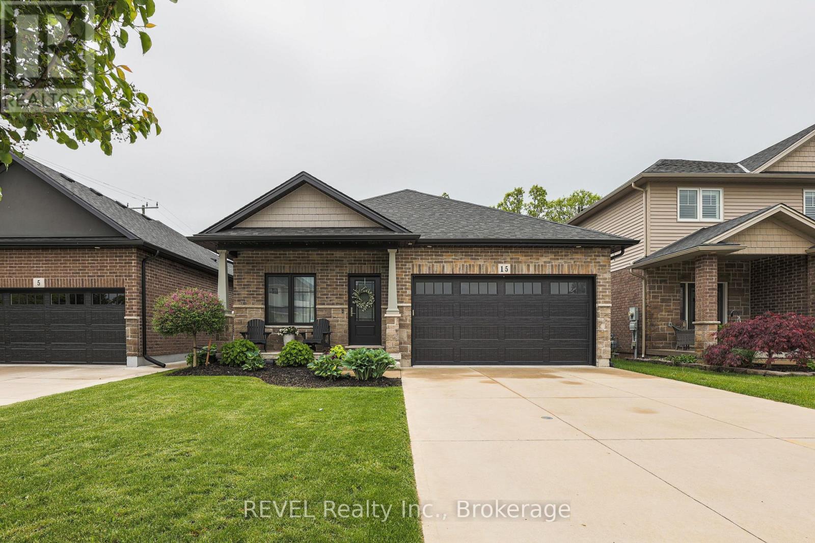 15 WILLOWBROOK DRIVE - Image 3