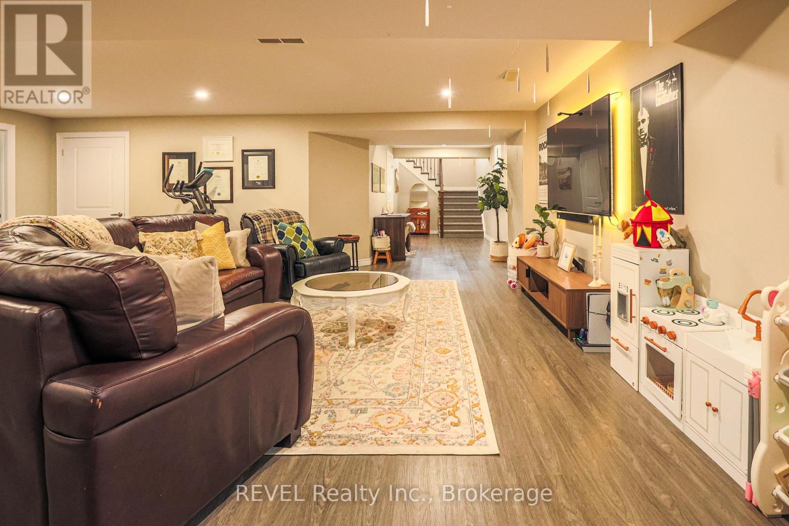 15 WILLOWBROOK DRIVE - Image 36