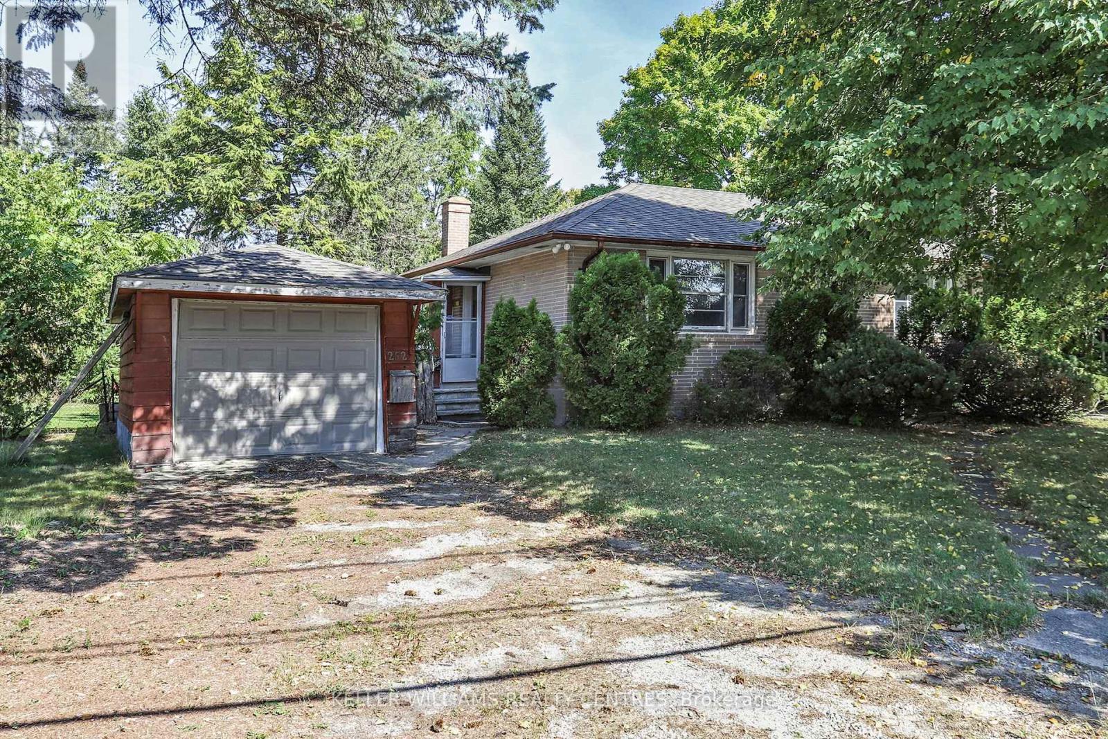 Listing photo of UNIT A - 252 ELGIN MILLS ROAD W