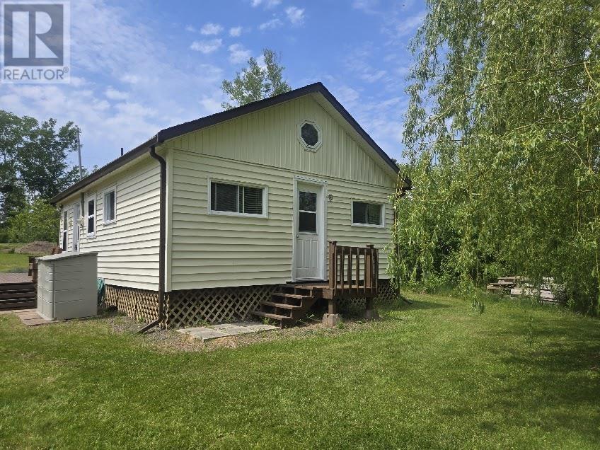 70 Andersens Road - 14