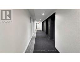 801 - 55 Oneida Crescent, Richmond Hill, ON L4B0E8 Photo 7