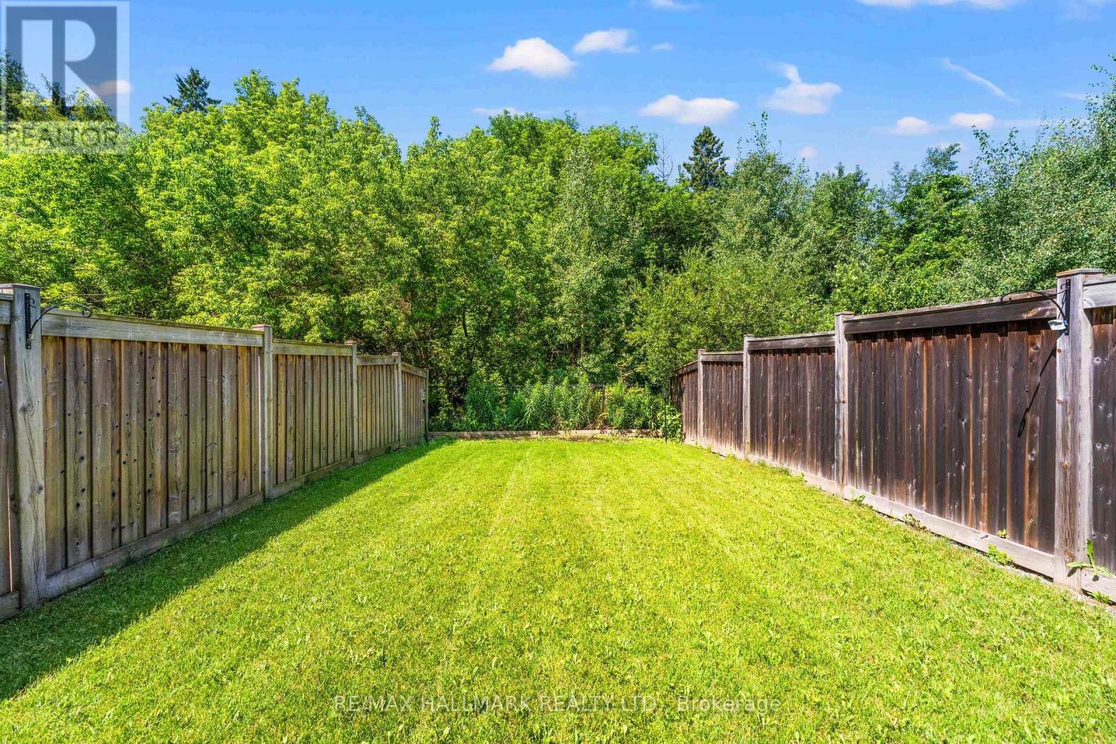 15 GAMBLE GLEN CRESCENT - 40