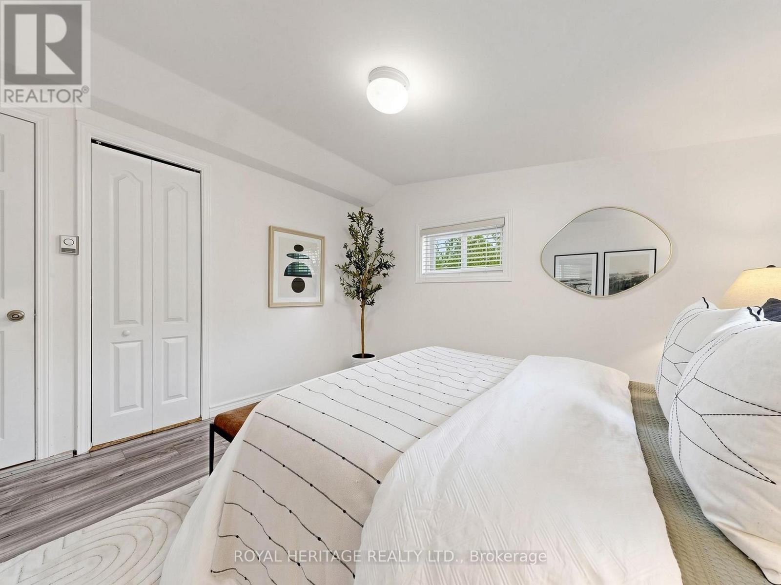 24 RIDGE AVENUE - Image 15