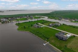 46 Lake Estate Drive, Gimli, MB R0C1B0 Photo 7