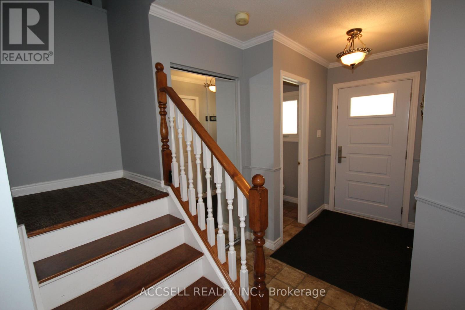 877 SHELBORNE STREET - 9