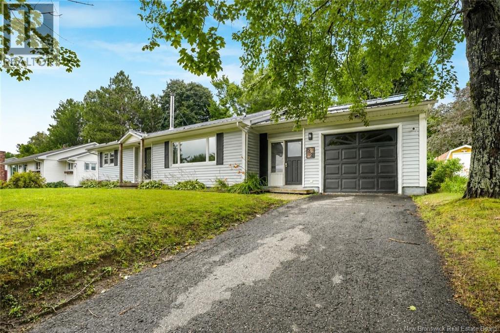 22 Birchcroft Drive, Fredericton — photo 3