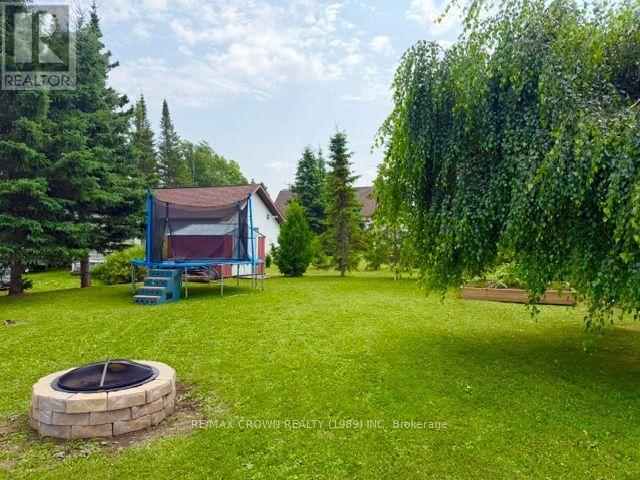 1305 ALEXANDRA STREET - 11