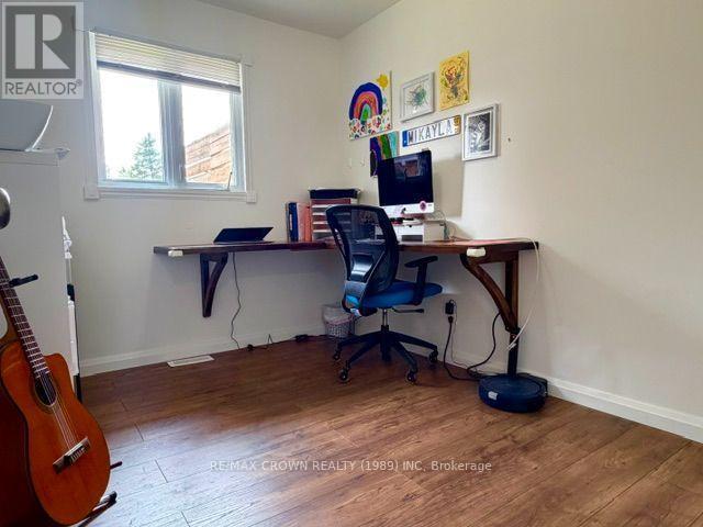 1305 ALEXANDRA STREET - 20