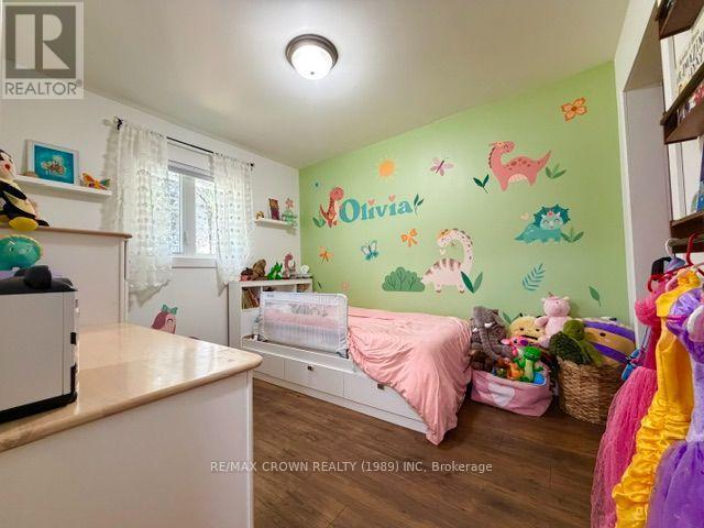 1305 ALEXANDRA STREET - 22