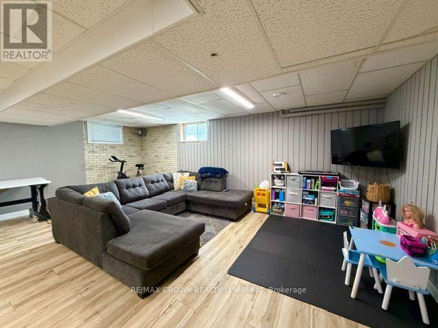 1305 ALEXANDRA STREET - 26