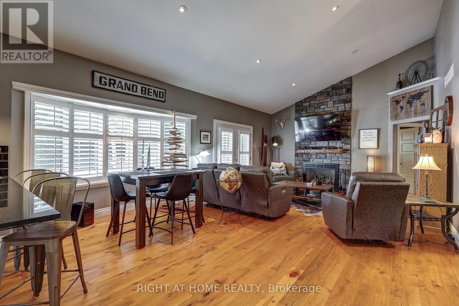 10047 JENNISON CRESCENT - Image 11