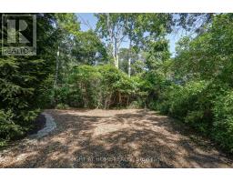 10047 Jennison Crescent, Lambton Shores, ON N0M1T0 Photo 28