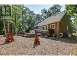 10047 Jennison Crescent, Lambton Shores, ON N0M1T0 Photo 43