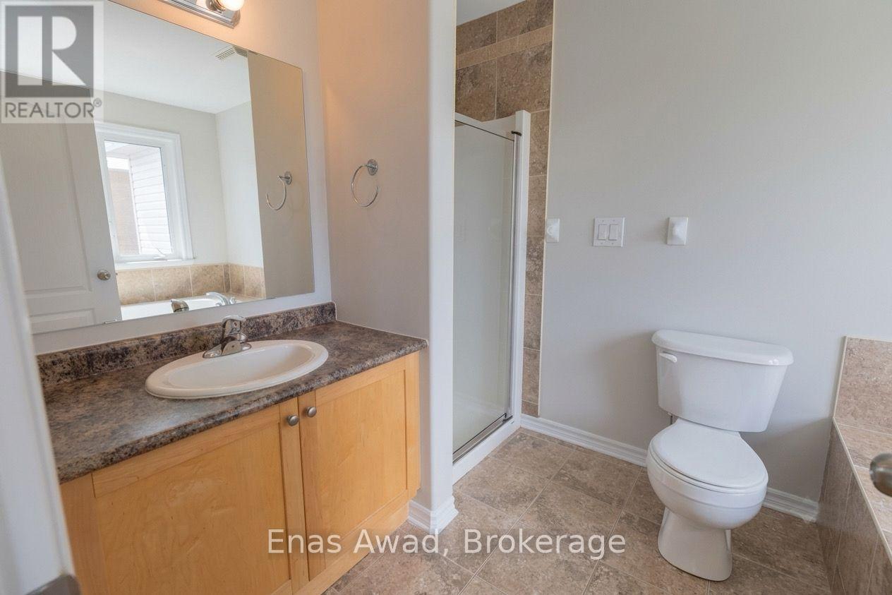 3 Bed, 4 Bath House for Rent in Ottawa – 122 TALLTREE CRESCENT, Ottawa – MLS# X13607440 - Image 22