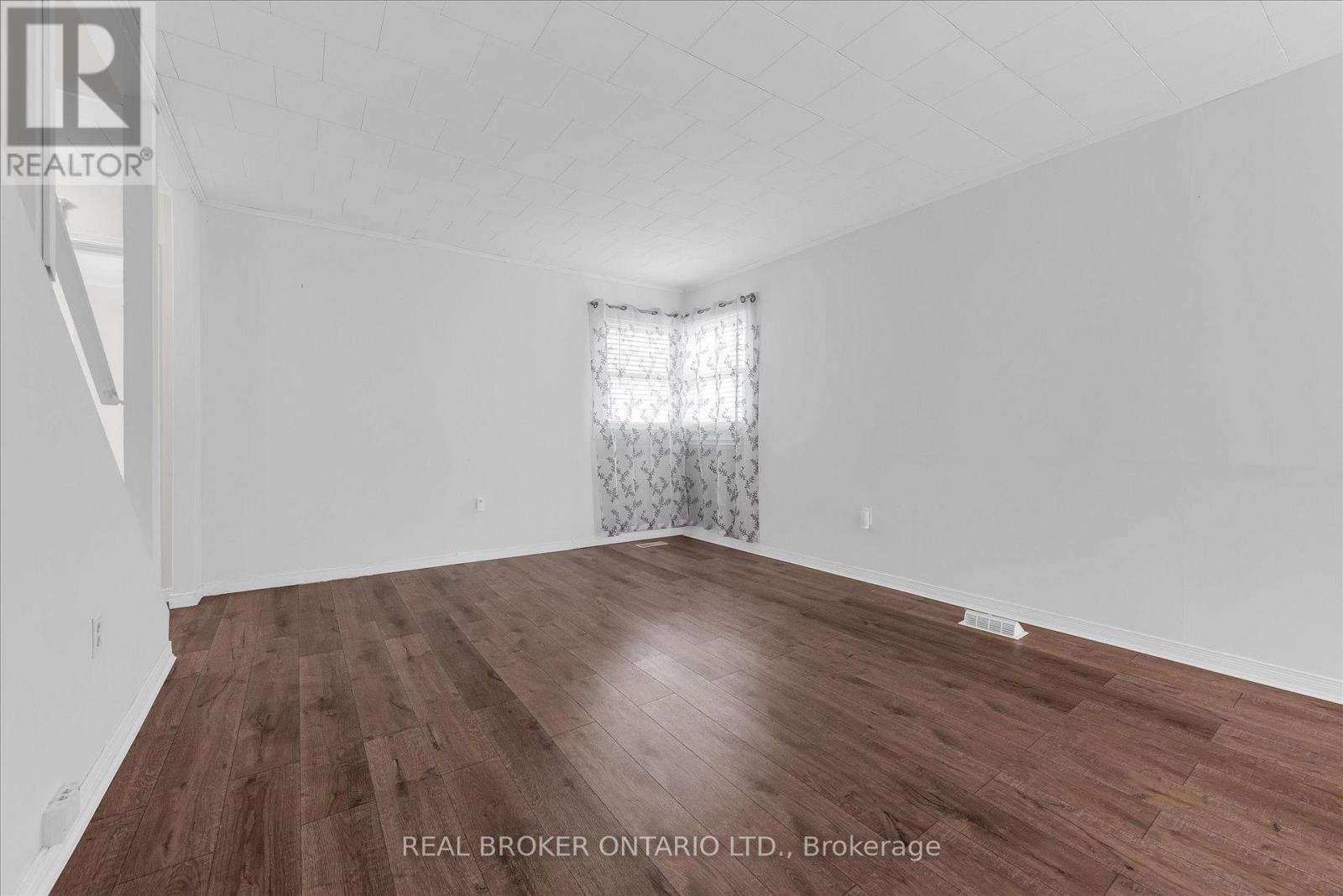 87 BISHOP ROAD - Image 12