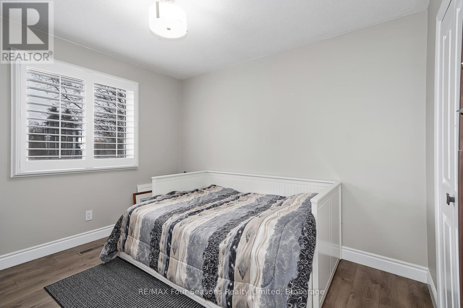 218 DATAS DRIVE - 26