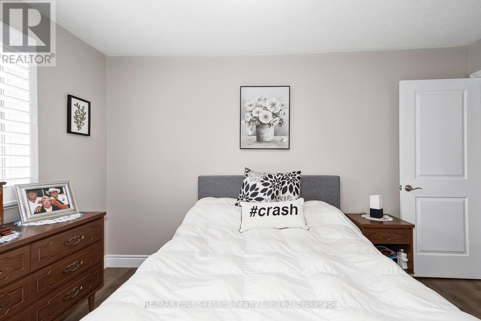 218 DATAS DRIVE - 24