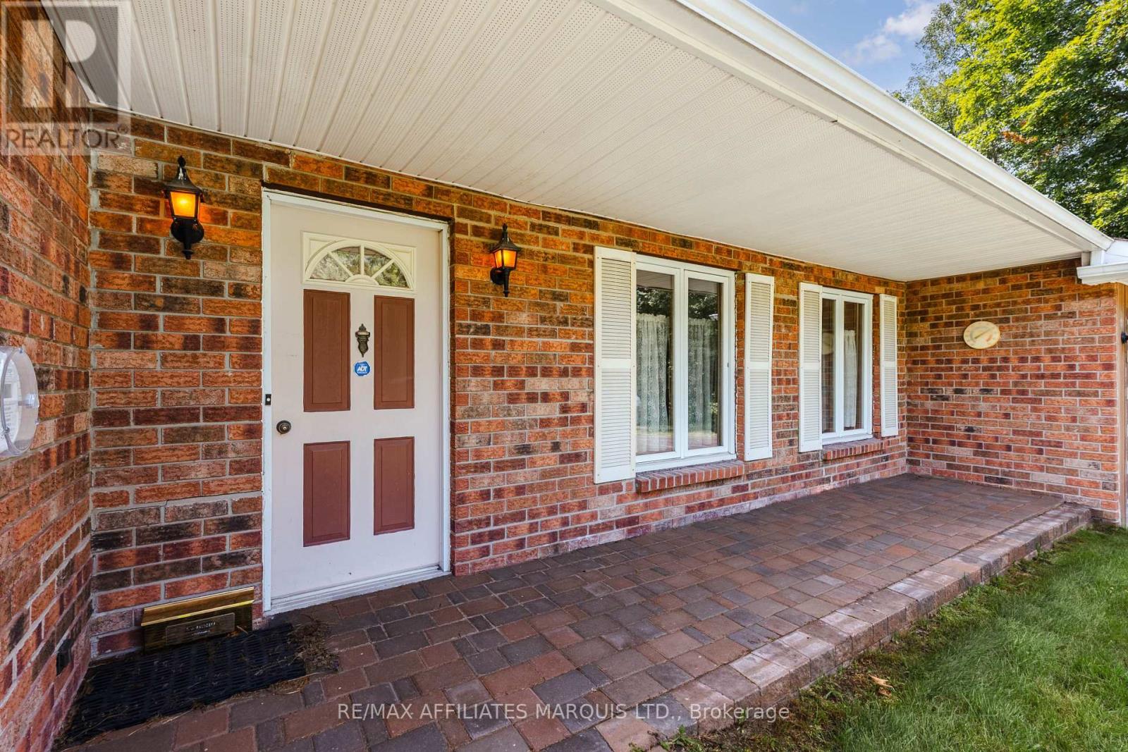 19458 CABER ROAD - Image 10