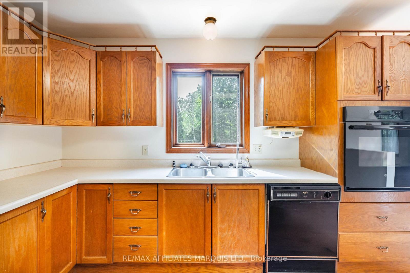 19458 CABER ROAD - Image 18