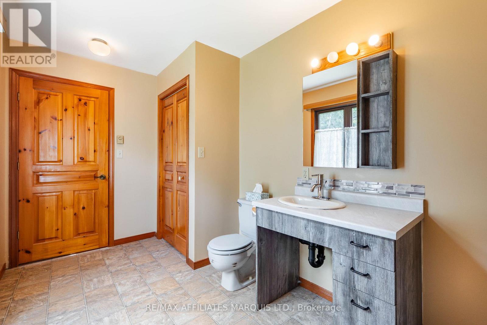 19458 CABER ROAD - Image 30