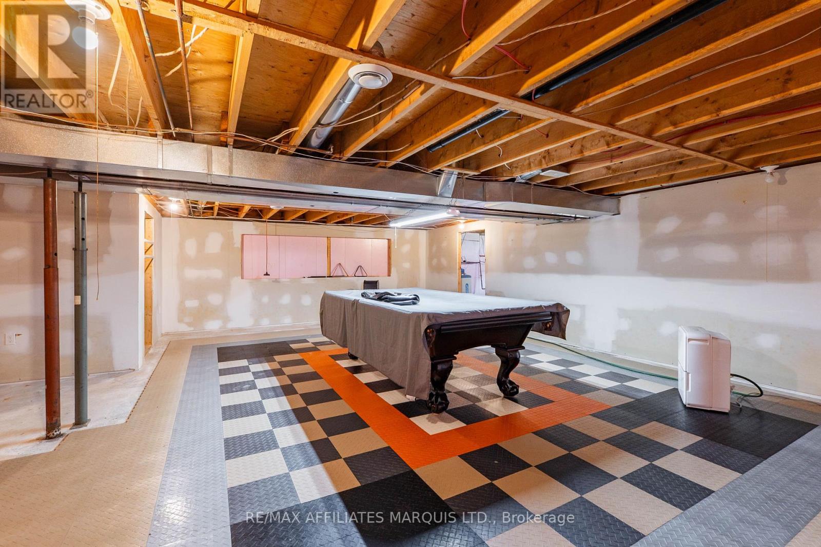 19458 CABER ROAD - Image 31
