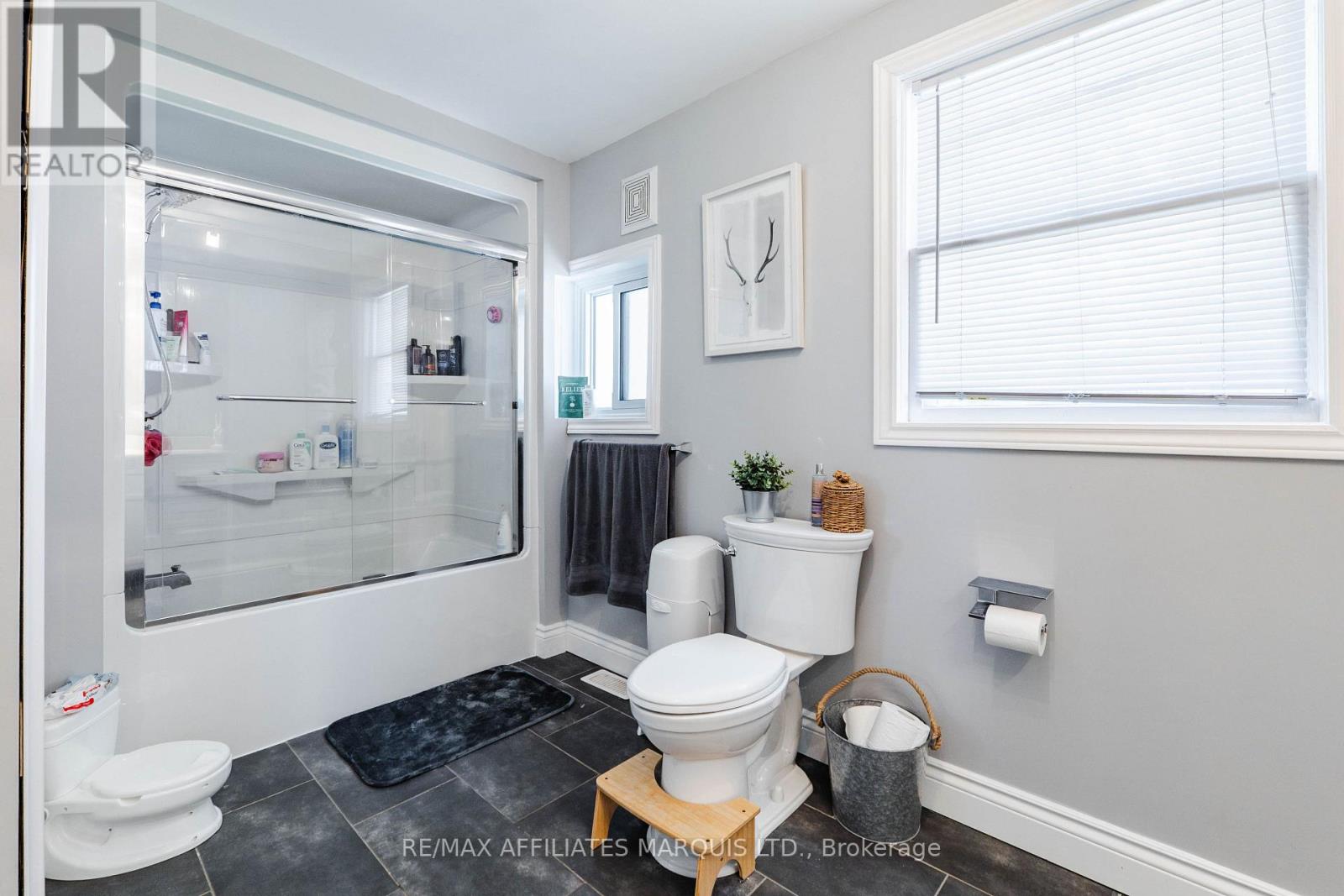 1605 QUEEN STREET - Image 31