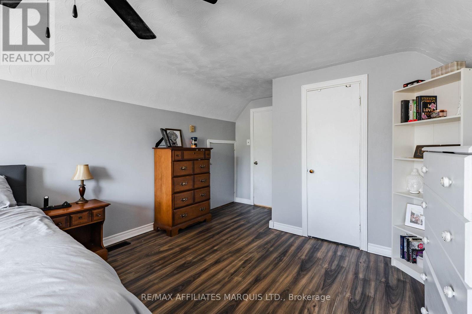 1605 QUEEN STREET - Image 33