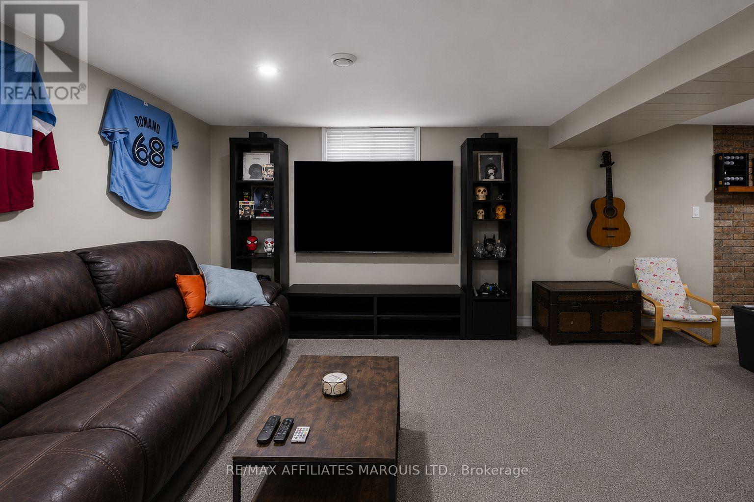 1605 QUEEN STREET - Image 39