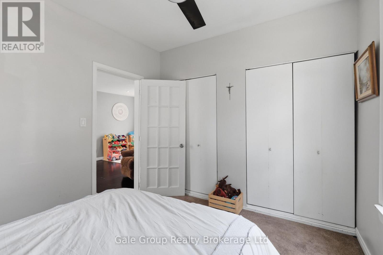 32 WEST AVENUE - 13